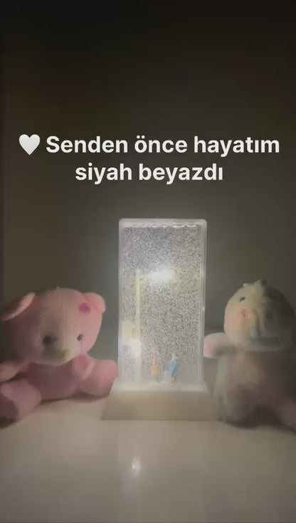 Sokak Lambalı Kar Küresi Minyatür Dekoratif Romantik Sevgililer Tasarımlı Sokak Lambaları Kar Küresi